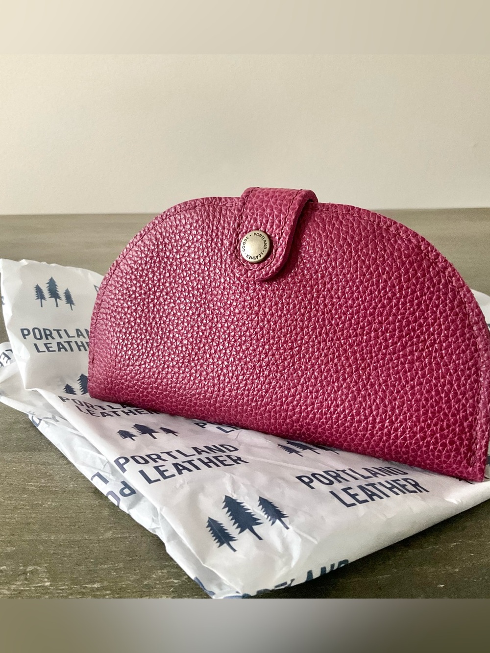 PLG New Premium Quesadilla Wallet in Orchid Full Grain Leather - Picture 3 of 9